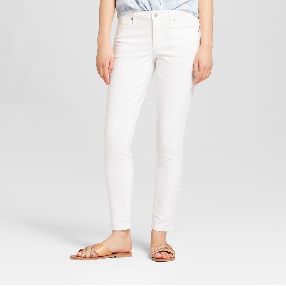 Mid Rise Skinny Jeans Universal Thread White - sz 8 / sz 29
